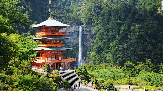Most beautiful places in Japan 