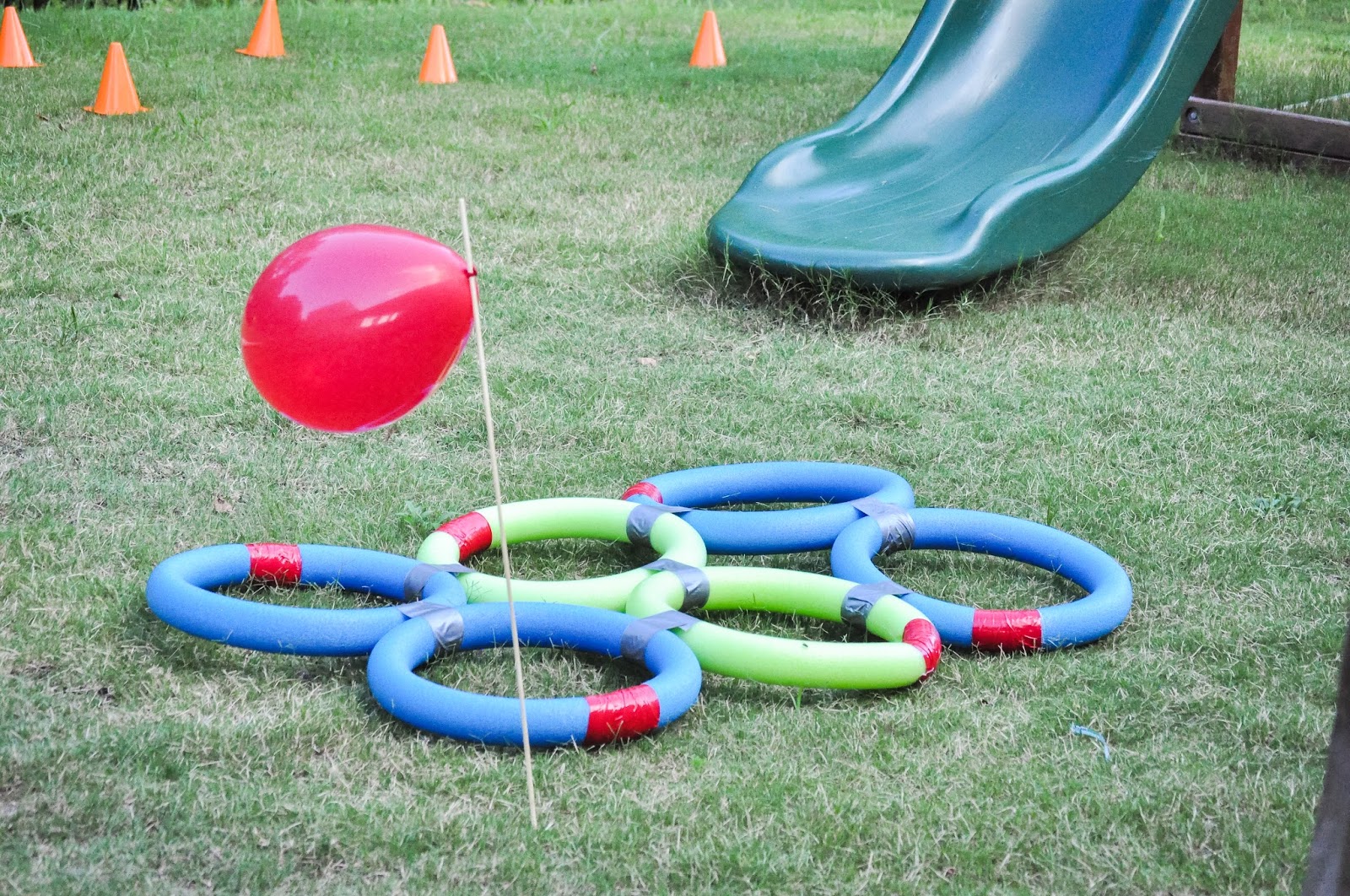 How to Create a Backyard Obstacle Course for Your Kids - Pretty Real