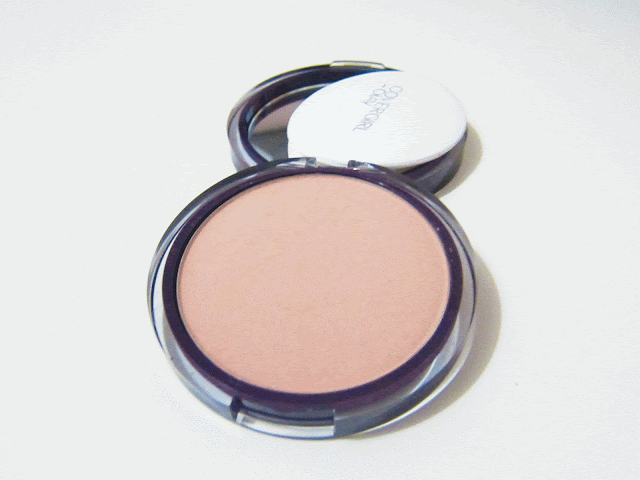 COVERGIRL + OLAY Pressed Powder 