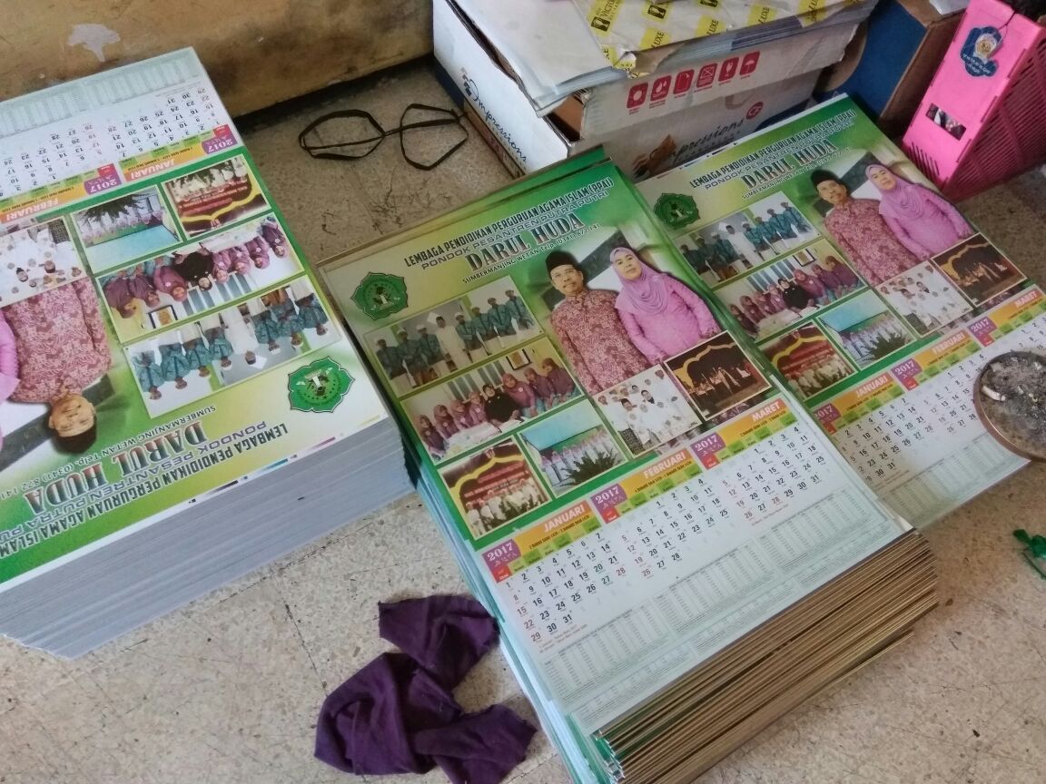 Contoh hasil kalender 