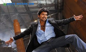 Vijay in 'Azhagiya Tamizh Magan' Movie 2