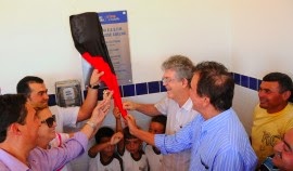 Governo do estado inaugura obras e beneficia estudantes e idosos do Curimataú paraibano