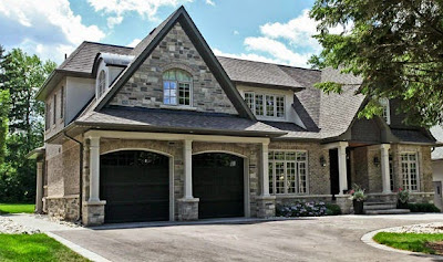 Luxury Homes in Oakville Ontario
