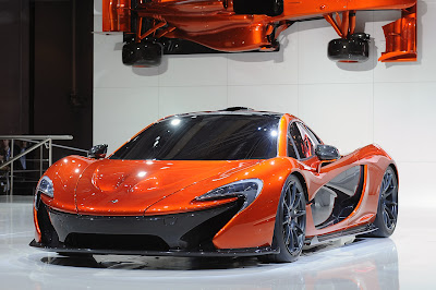 Mclaren P1 paris