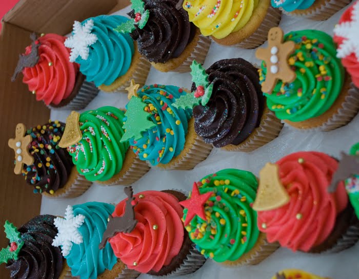 Christmas Wedding Cupcakes by Oh Crumbs Cupcakes