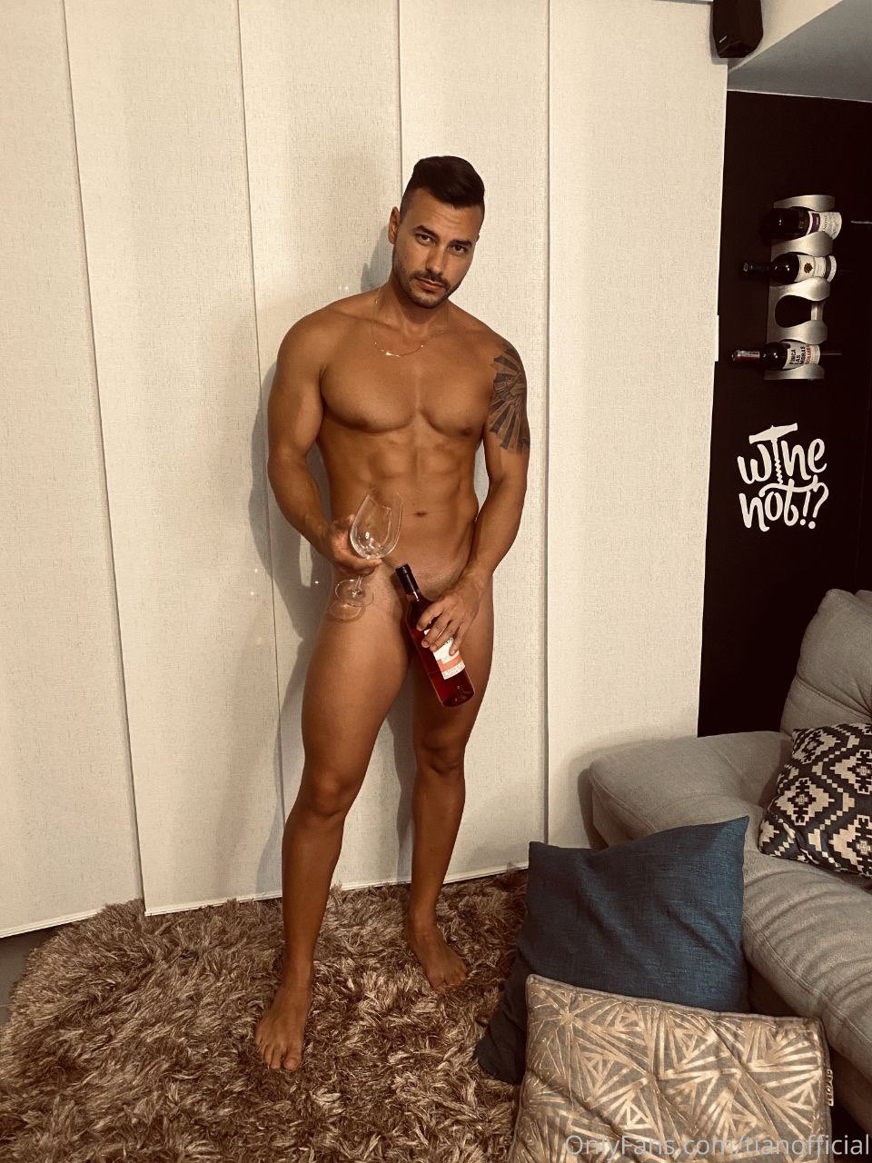 sebastian buitrago desnudo