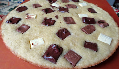 Chunky Chocolate Cookie In a Pan