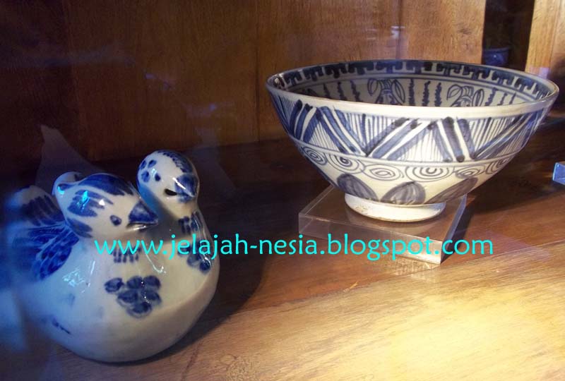  Keramik  Kuno Masa Dinasti Ming di House of Sampoerna 