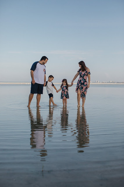 Family pictures on Fort Myers Beach