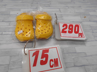 中古品　サンダル　１５㎝　２９０円 
