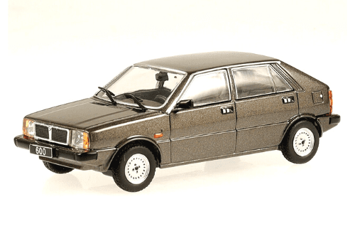 saab car museum collection atlas editions, saab 1:43, atlas editions, 3898025, saab lancia 600 gls 1:43