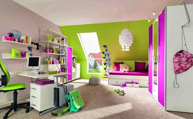 DORMITORIO JUVENIL VERDE Y MORADO - DECORACIÓN DE DORMITORIOS CON COLORES MORADO Y VERDE vía http://dormitorioinfantil.blogspot.com/2014/02/dormitorio-juvenil-verde-y-morado.html