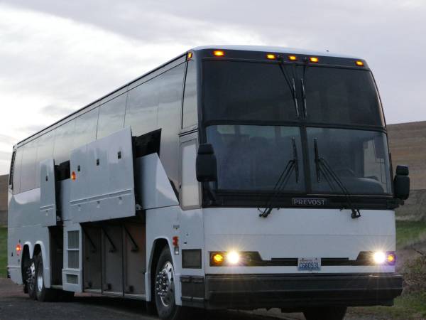 1999 Prevost Coach H3-45 Bus Trunk