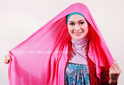 Cara Memakai Jilbab Pashmina