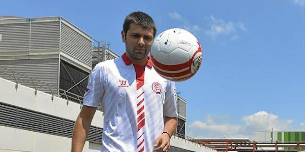 Oficial: Rusescu rescinde con el Sevilla, interesaría al Málaga Oficial: Rusescu rescinde con el Sevilla, interesaría al Málaga