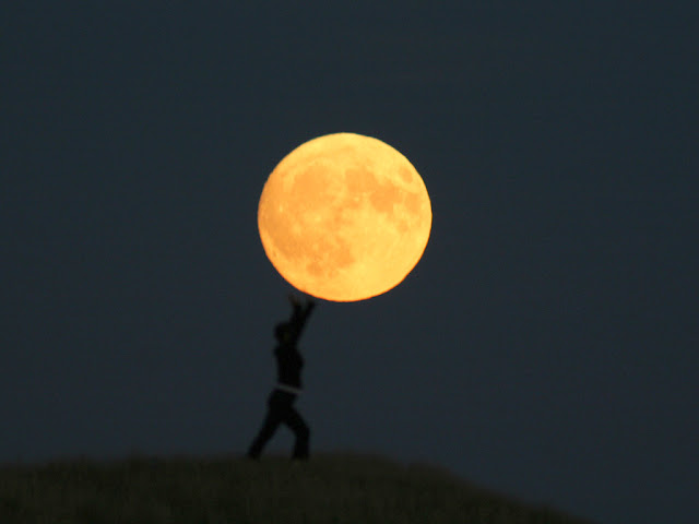 La Luna por Laurent Laveder - Play Moon