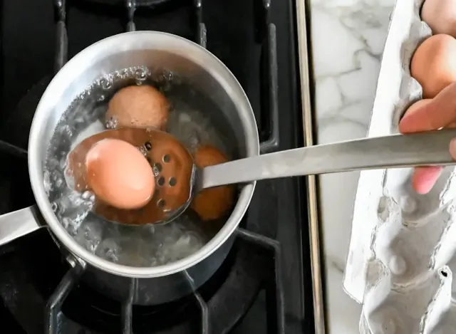 Half Boiled Egg Time : Berapa Minit Rebus Telur Separuh Masak?