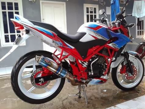 20+ Gambar Modifikasi Honda CB150R Terbaru 2014, Super Keren! - NYETIR 2014