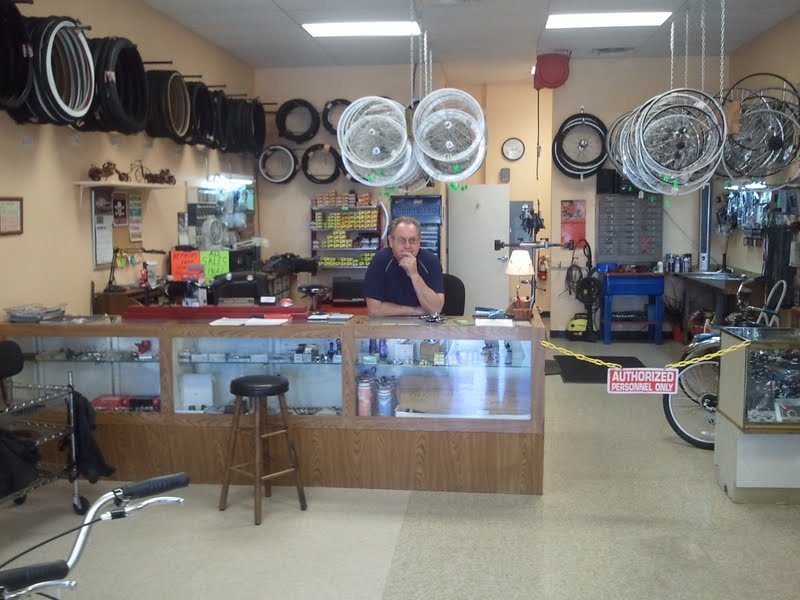 Sparki's Bicycle Shop: Lakeland Bicycle Repair & Sales - Alan
