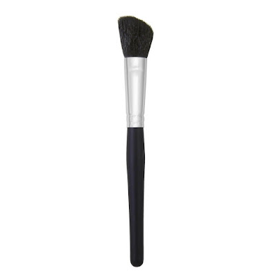 Angled Blush Makeup Brush