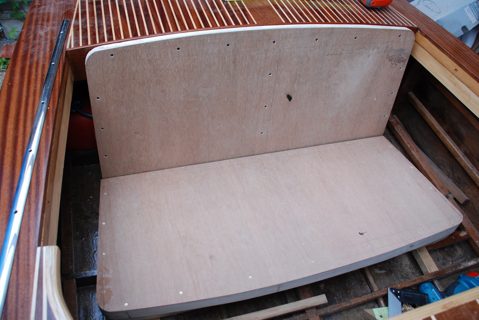 my wooden speed boat build: bench seats