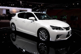  2011 Lexus CT 200h Base Hatchback