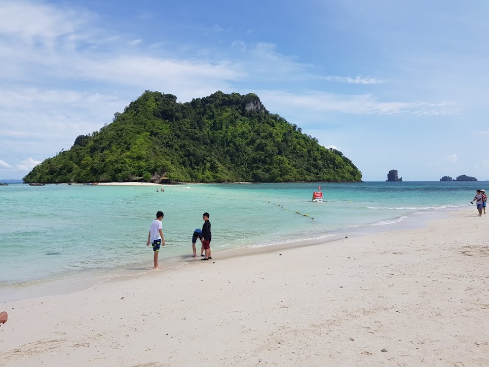 4 Islands tour by private long-tail boat from Ao Nang - Koh Poda (Poda Island), Koh Gai (Chicken Island), Koh Tup and Koh Mor (Tup Island) and Phra Nang Beach on Railay Peninsula