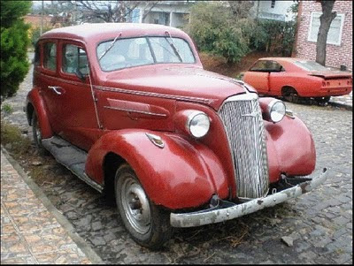 At a tudo bem tratase de um bel ssimo Chevrolet 1937 mas h um detalhe 