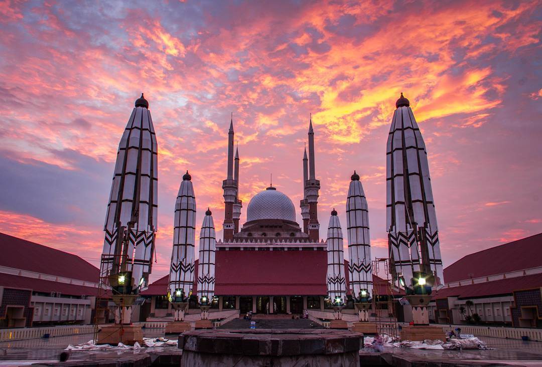 Foto Foto Masjid Agung Jawa Tengah Yang Akan Membuatmu Serasa