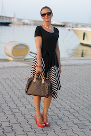 summer outfits, black and white striped dress, DKNY, Louis Vuitton Speedy 30 bag, Fashion and Cookies