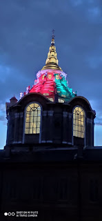 Cappella Reale illuminata con il tricolore