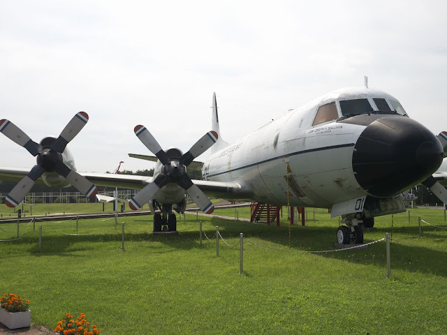 三沢市大空ひろば 米空軍 対潜哨戒機 P-3