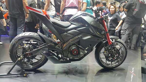  Modifikasi Yamaha Xabre pakai Knalpot Underbelly