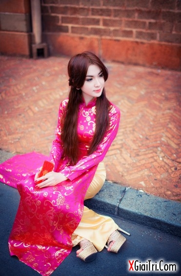 Xinh tươi áo dài Việt Nam