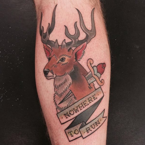 190 modelos de tatuagens de cervos para sua próxima inspiração!