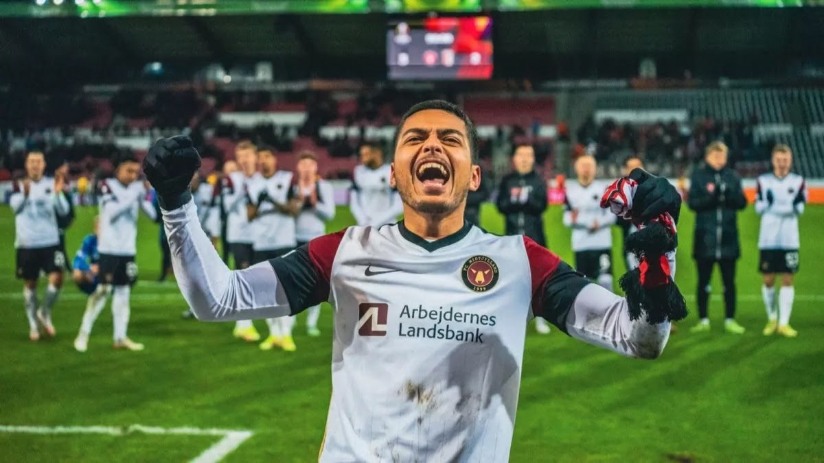 Evander'de mutlu son! 