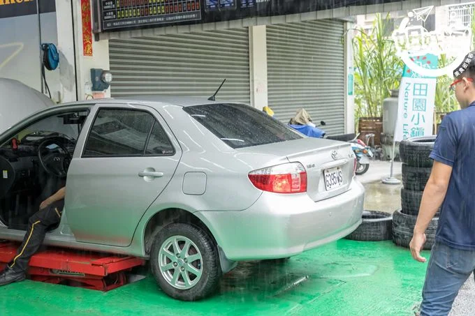 高雄 推薦 汽車保修廠 保養廠 修車 紳騰汽車保修廠 換油