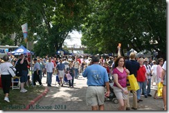 Ames 2011 49 Crowd 2