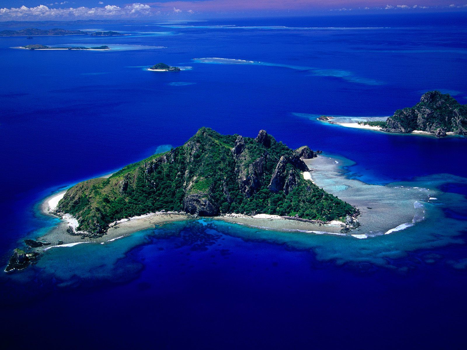 HD Wallpapers: Aerial View of Monu Island, Fiji