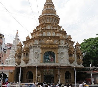 Dagadusheth Halwai Ganapati Temple