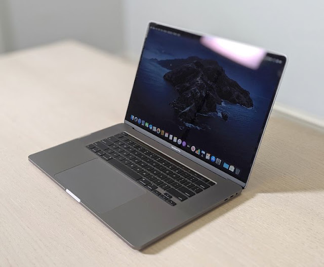 Our- 1st- Impressions- of- the -New- MacBook- professional