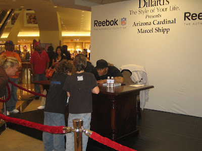 Marcel Shipp signing autographs at Dillard's