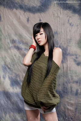 Casual-Hwang-Mi-Hee-very cute asian girl-girlcute4u.blogspot.com