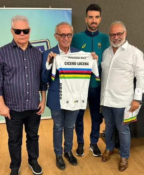 Cícero Lucena assina convênio para João Pessoa ter a primeira Escola de Paraciclismo do Brasil
