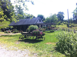 Maple Bank Farm Stand, Roxbury CT