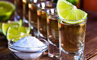 Tequila_shot_glasses_in_a_line_with_lime_pieces_and_a_bowl_of_salt_is_now_an_alcohol_free_possibility!