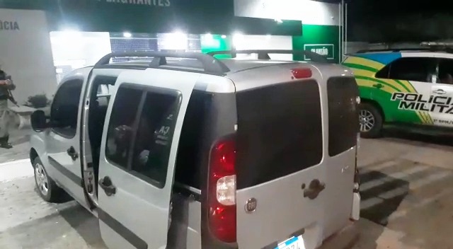 Polícia Militar apreende carro e recupera gado furtado em Bom Princípio do Piauí