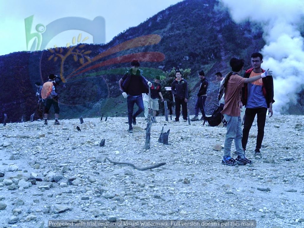  Tiket  Masuk  Ke Gunung  Papandayan  Garut