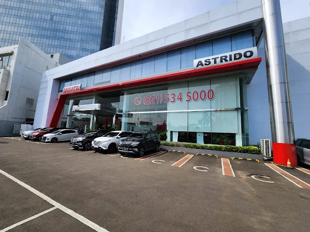 Showroom Mobil Daihatsu Pinangsia