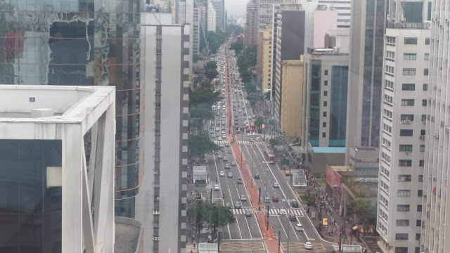 Av. Paulista vista desde o mirante do Sesc